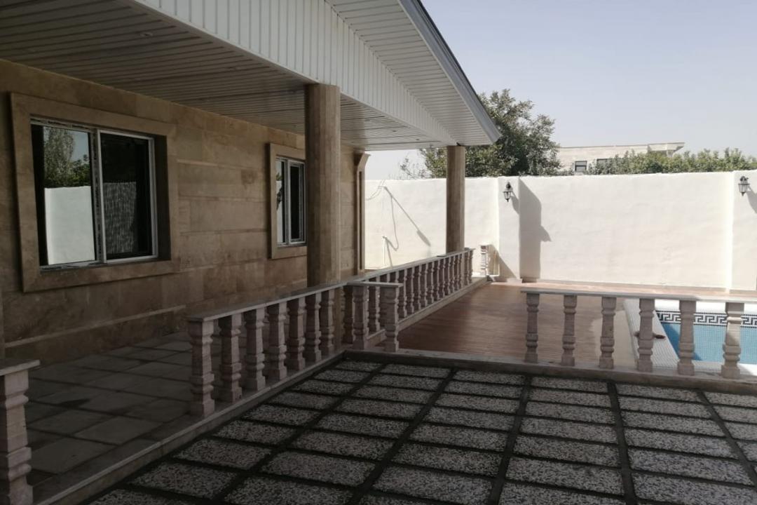 ویلا با استخر روباز در باغستان شهریار - دستجردی1