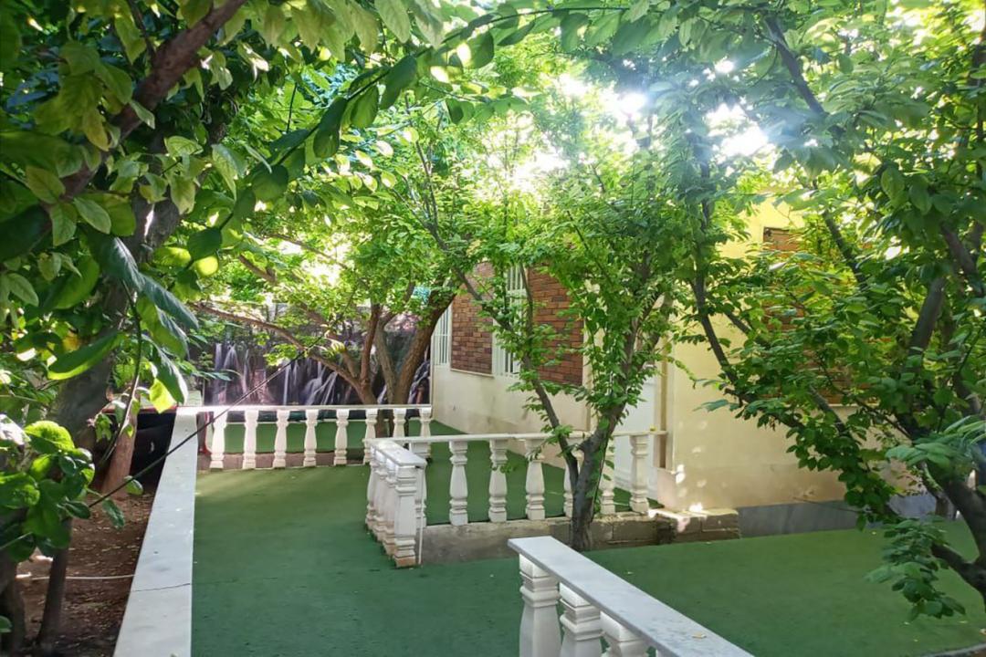 باغ ویلا یک خوابه استخردار شاهان صالحی کردزار - شهریار